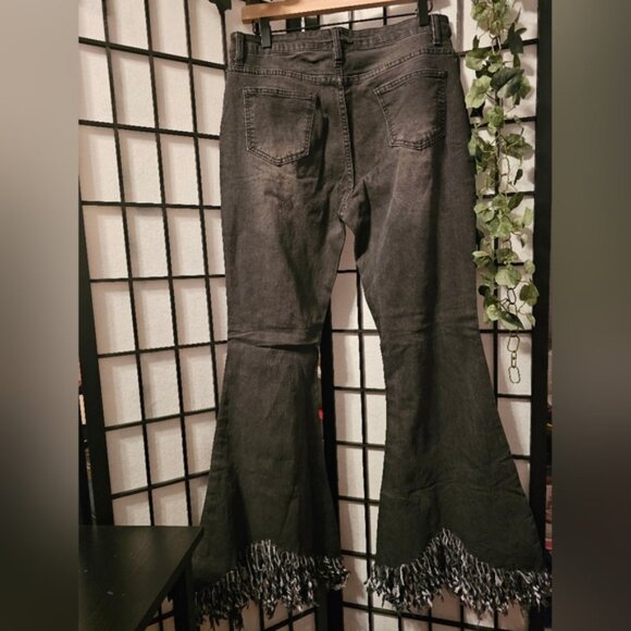 Women's Distressed Extra Flare Jeans Size Large - Picture 2 of 9